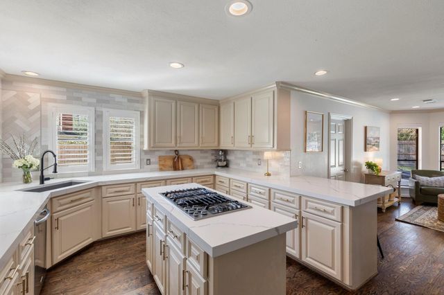 39 Watertree Court, The Woodlands, TX 77380