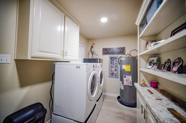 128 Oak Creek Street, Jacksboro, TX 76458