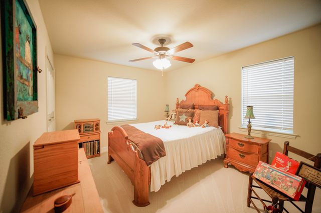 128 Oak Creek Street, Jacksboro, TX 76458