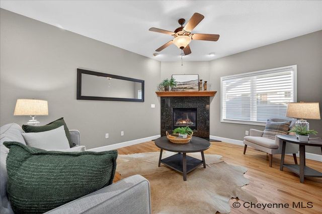 933 FEATHER RIDGE, Cheyenne, WY 82009