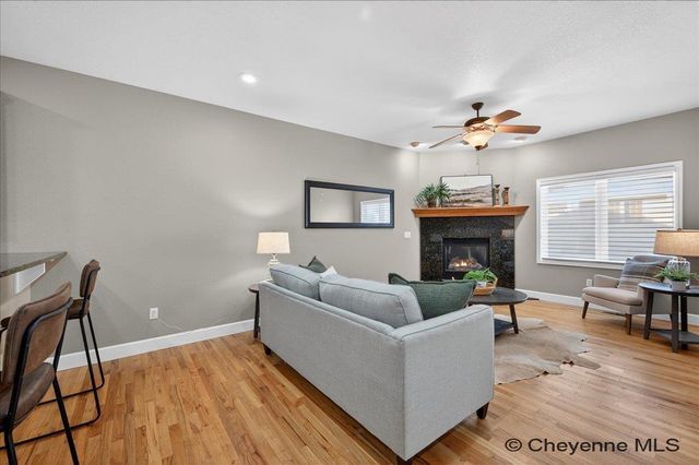 933 FEATHER RIDGE, Cheyenne, WY 82009