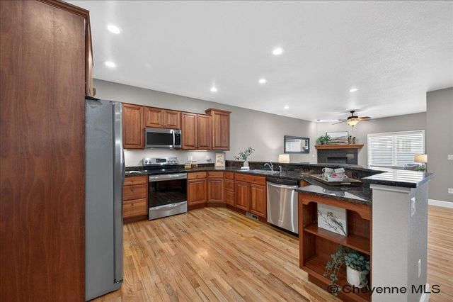 933 FEATHER RIDGE, Cheyenne, WY 82009
