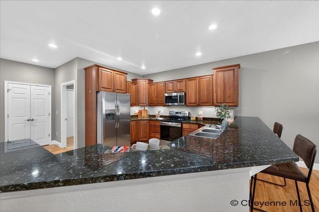 933 FEATHER RIDGE, Cheyenne, WY 82009