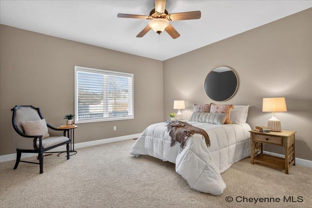 933 FEATHER RIDGE, Cheyenne, WY 82009