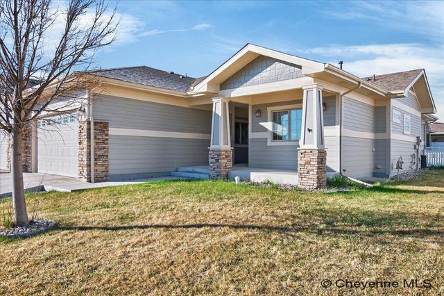 933 FEATHER RIDGE, Cheyenne, WY 82009