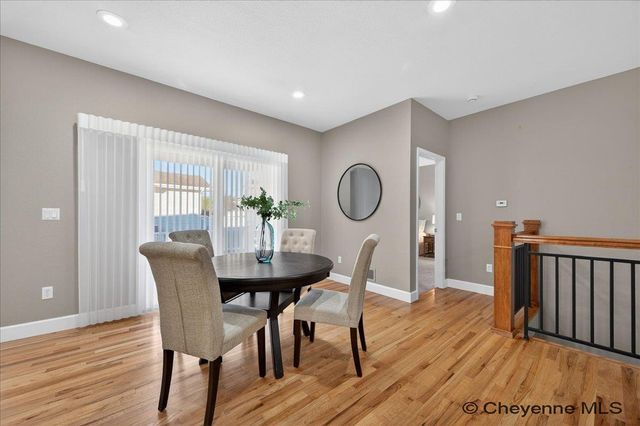 933 FEATHER RIDGE, Cheyenne, WY 82009