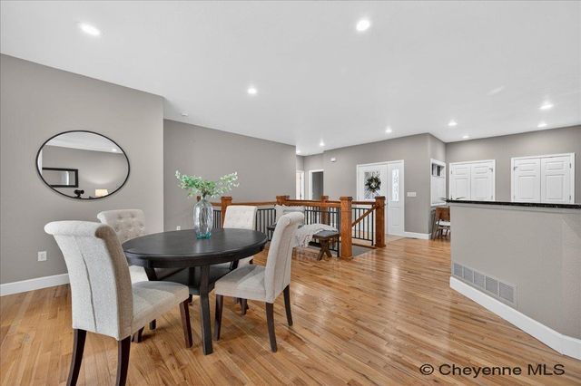 933 FEATHER RIDGE, Cheyenne, WY 82009