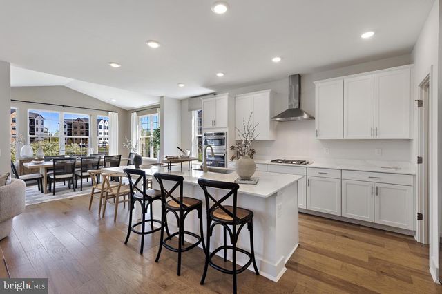 1 WILLIAM BOYER DR, Titusville, NJ 08560