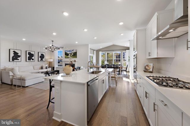 1 WILLIAM BOYER DR, Titusville, NJ 08560