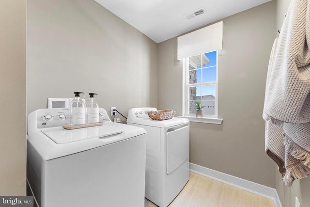 1 WILLIAM BOYER DR, Titusville, NJ 08560