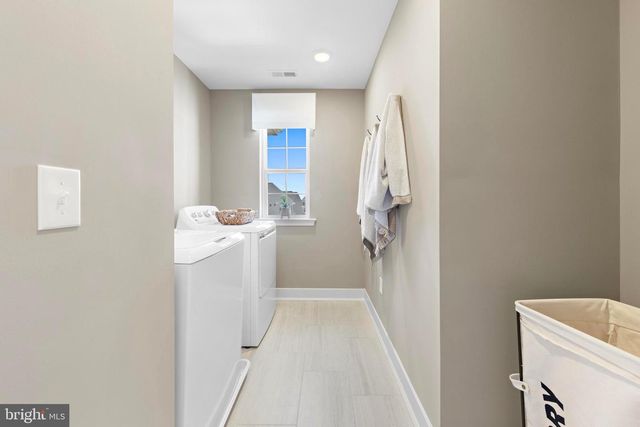 1 WILLIAM BOYER DR, Titusville, NJ 08560