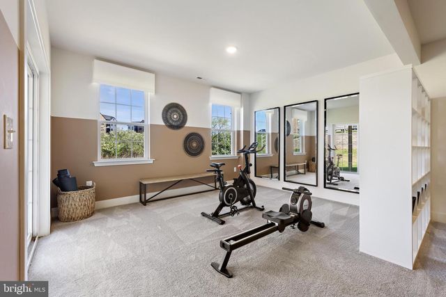1 WILLIAM BOYER DR, Titusville, NJ 08560
