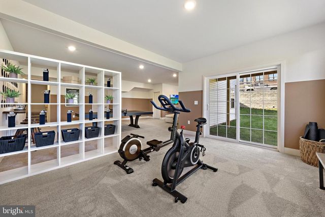 1 WILLIAM BOYER DR, Titusville, NJ 08560