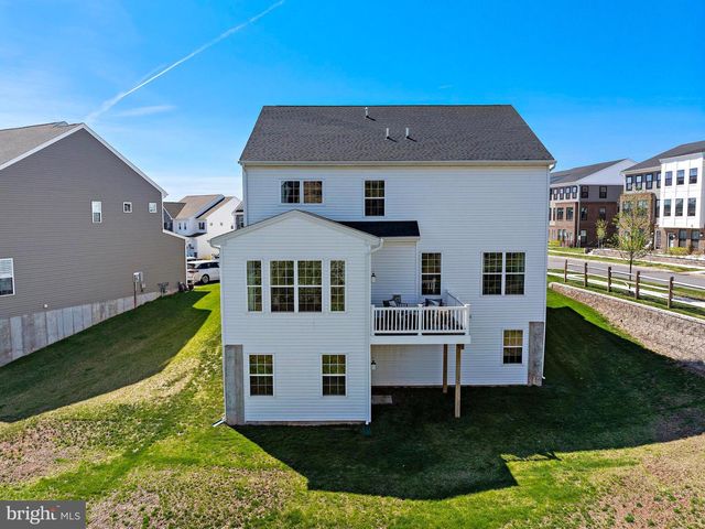 1 WILLIAM BOYER DR, Titusville, NJ 08560