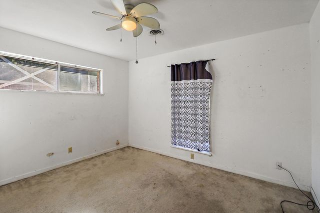 407 Lazy Lane, Anahuac, TX 77514