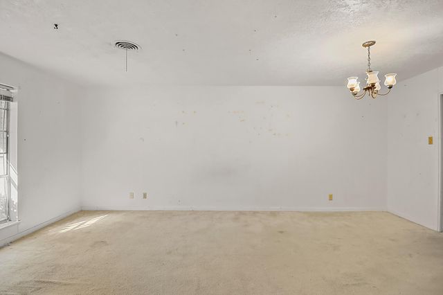 407 Lazy Lane, Anahuac, TX 77514