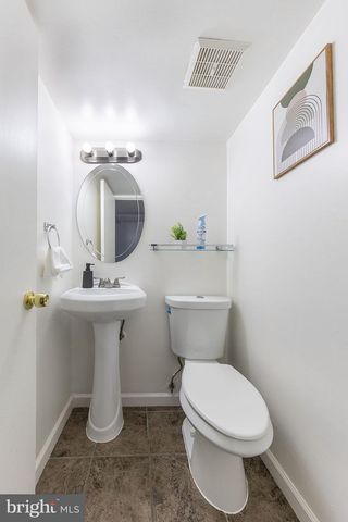 4333 CEDARLAKE CT, Alexandria, VA 22309