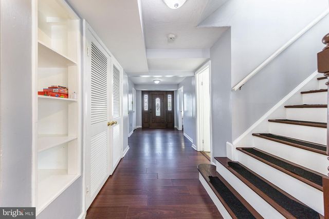 4333 CEDARLAKE CT, Alexandria, VA 22309