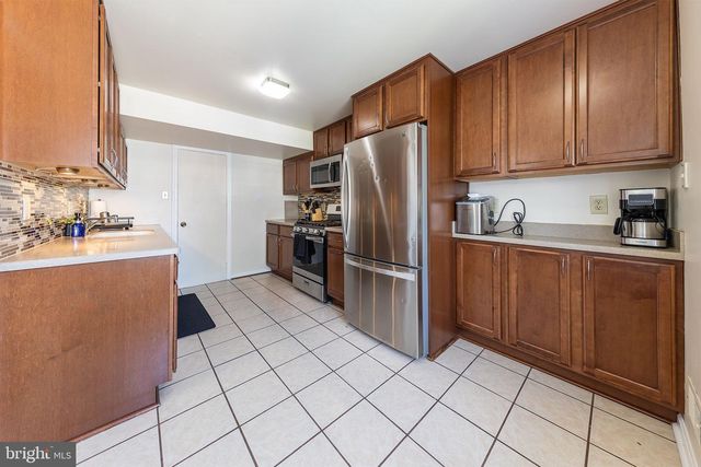 4333 CEDARLAKE CT, Alexandria, VA 22309