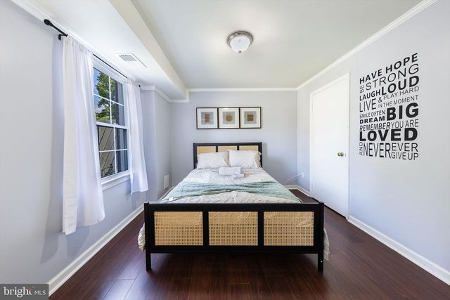 4333 CEDARLAKE CT, Alexandria, VA 22309