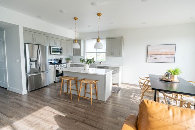 1158 S 650 E, Hyrum, UT 84319