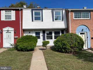 4 RICHMOND PL, Willingborough, NJ 08046
