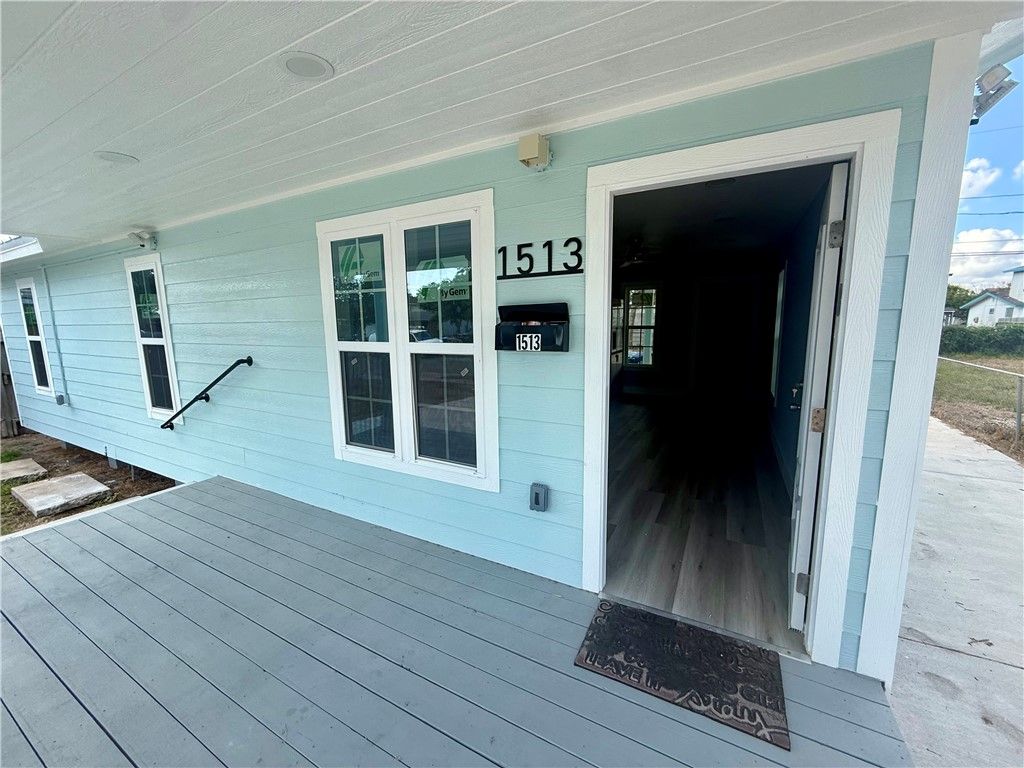 1513 El Paso St, Corpus Christi, TX 78417 — photo 3