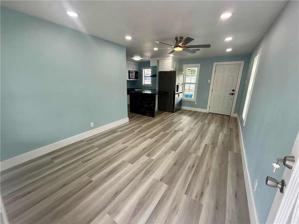 1513 El Paso St, Corpus Christi, TX 78417 — photo 4