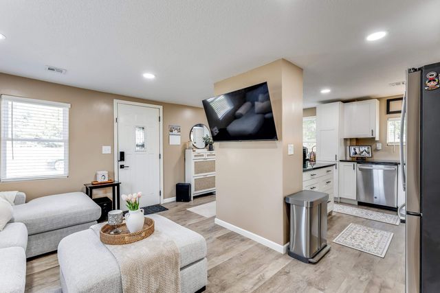 2819 N Park Place, Wichita, KS 67204