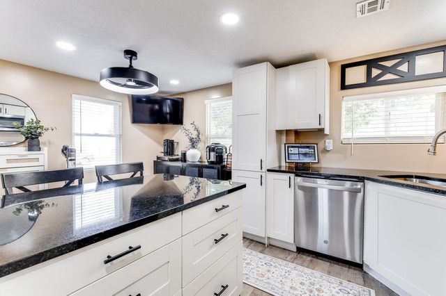 2819 N Park Place, Wichita, KS 67204