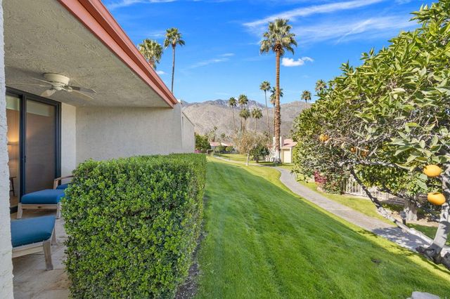 2077 S Caliente Drive, Palm Springs, CA 92264