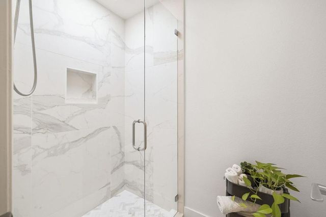 2077 S Caliente Drive, Palm Springs, CA 92264