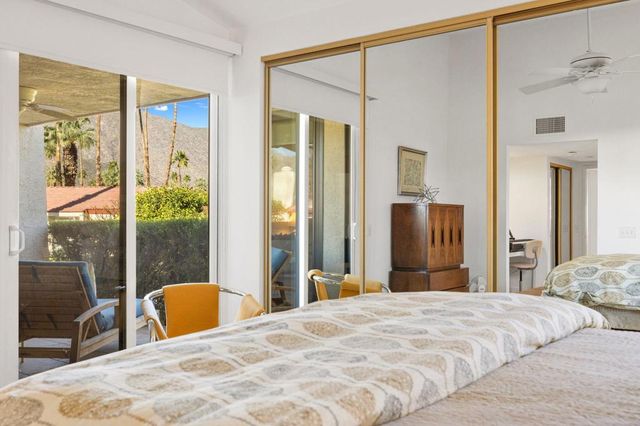 2077 S Caliente Drive, Palm Springs, CA 92264