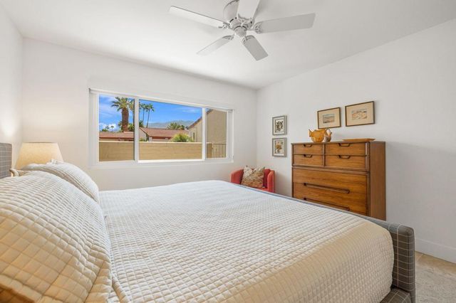 2077 S Caliente Drive, Palm Springs, CA 92264