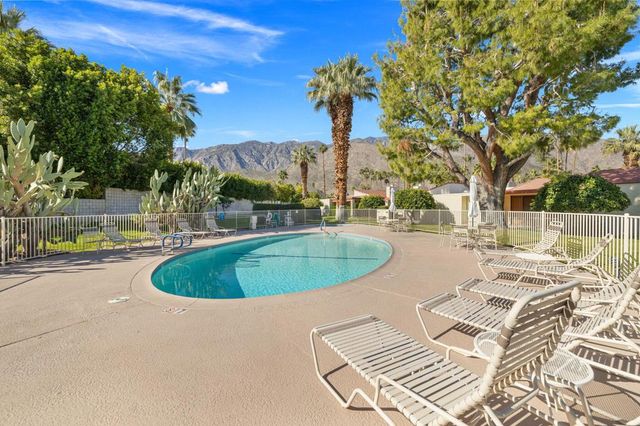 2077 S Caliente Drive, Palm Springs, CA 92264
