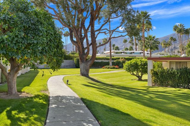 2077 S Caliente Drive, Palm Springs, CA 92264