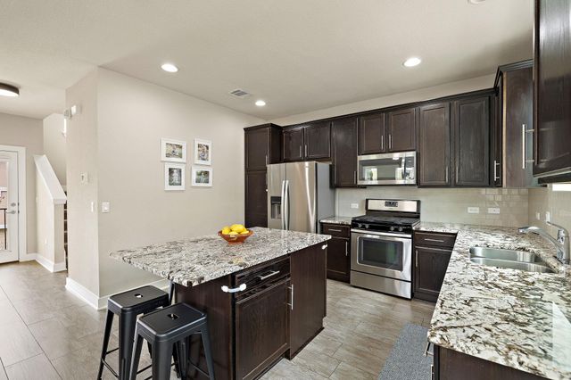 1913 Teagle DR, Austin, TX 78741
