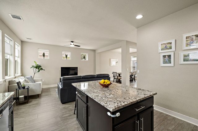 1913 Teagle DR, Austin, TX 78741