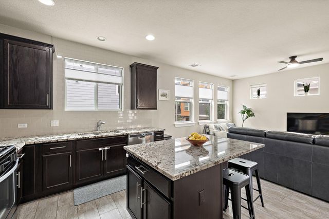 1913 Teagle DR, Austin, TX 78741