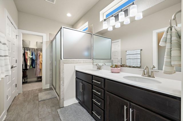 1913 Teagle DR, Austin, TX 78741