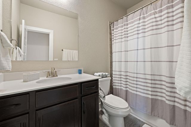 1913 Teagle DR, Austin, TX 78741
