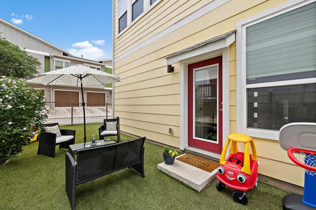 1913 Teagle DR, Austin, TX 78741
