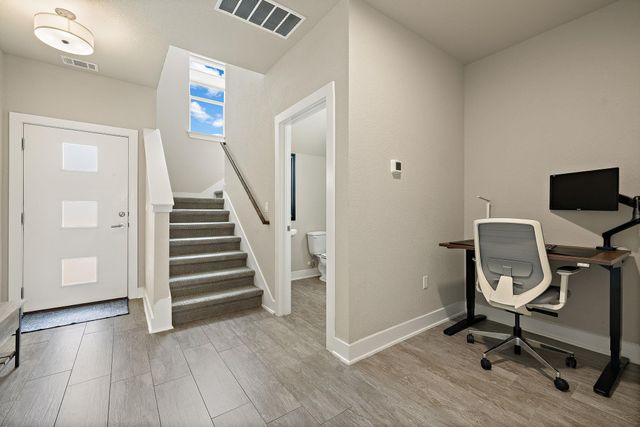 1913 Teagle DR, Austin, TX 78741