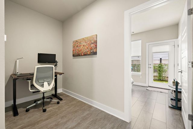 1913 Teagle DR, Austin, TX 78741