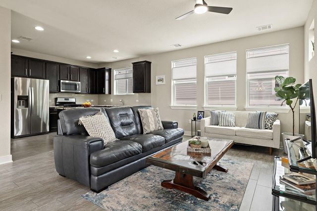 1913 Teagle DR, Austin, TX 78741