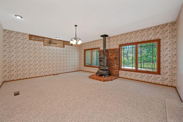 4220 Miller Oak Dr, Auburn, CA 95602