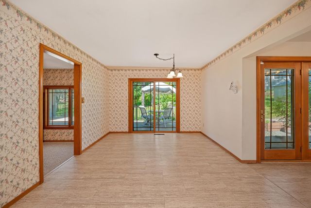 4220 Miller Oak Dr, Auburn, CA 95602