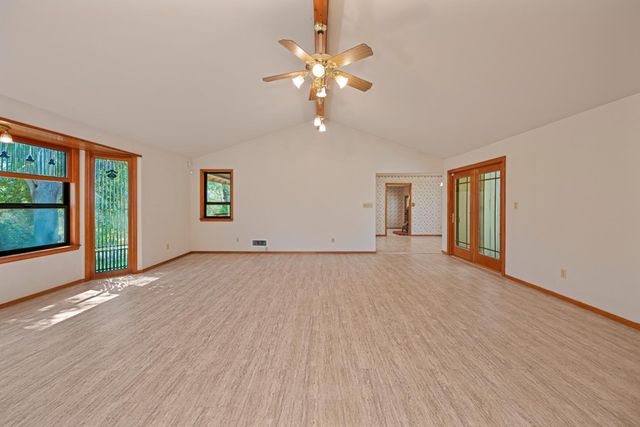 4220 Miller Oak Dr, Auburn, CA 95602