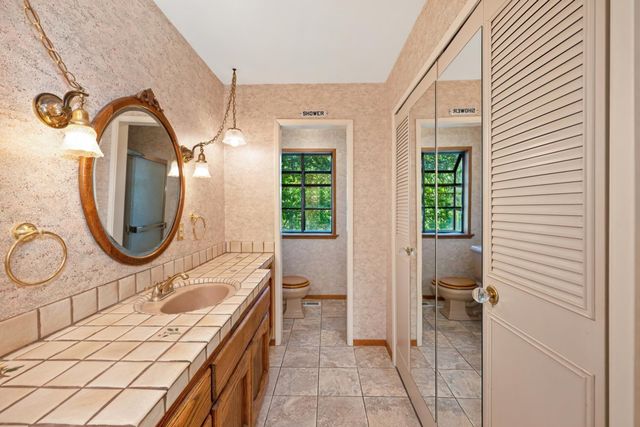 4220 Miller Oak Dr, Auburn, CA 95602
