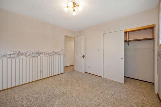 4220 Miller Oak Dr, Auburn, CA 95602